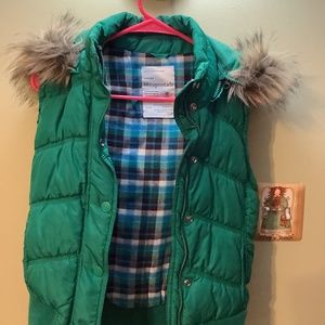 Aeropostale flannel lined green puffer vest medium